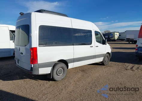 2024 Mercedes-Benz Sprinter 2500 Standard Roof 4-Cyl Diesel z USA, uszkodzony, nr VIN W1Z4KFHY7RP726507